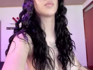 Renaxi-Smith's Live Sex Cam Show