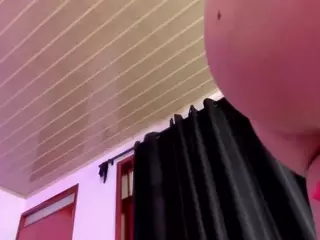 Renaxi-Smith's Live Sex Cam Show