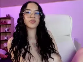 Renaxi-Smith's Live Sex Cam Show