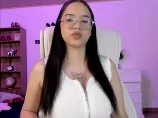 Renaxi-Smith's Live Sex Cam Show