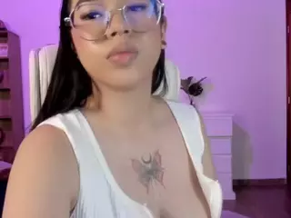 Renaxi-Smith's Live Sex Cam Show