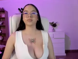 Renaxi-Smith's Live Sex Cam Show