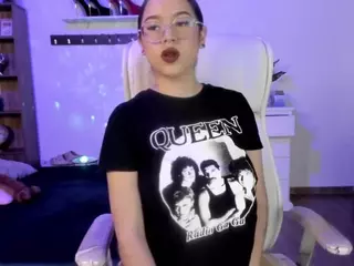 Renaxi-Smith's Live Sex Cam Show
