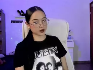 Renaxi-Smith's Live Sex Cam Show