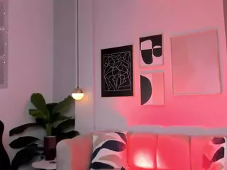 Brunettee-1's Live Sex Cam Show