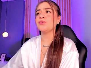 Brunettee-1