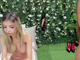 emmajudy's Live Sex Cam Show