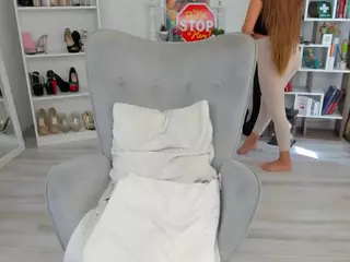 emmajudy's Live Sex Cam Show