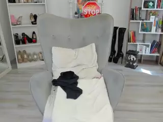 emmajudy's Live Sex Cam Show