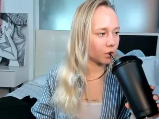 AislyGearing's Live Sex Cam Show