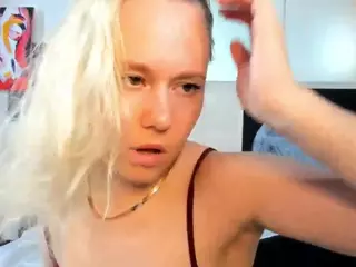 AislyGearing's Live Sex Cam Show