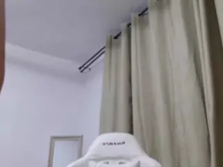 EmilyXJames's Live Sex Cam Show