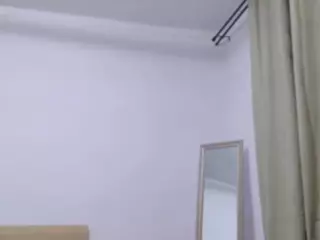 EmilyXJames's Live Sex Cam Show