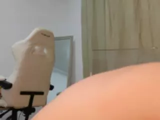 EmilyXJames's Live Sex Cam Show