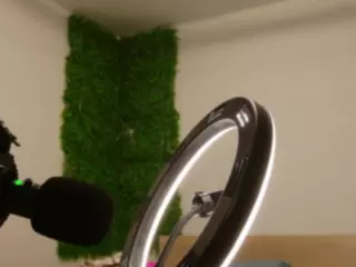 EmilyXJames's Live Sex Cam Show