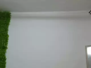 EmilyXJames's Live Sex Cam Show