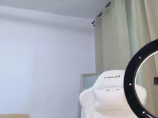 EmilyXJames's Live Sex Cam Show