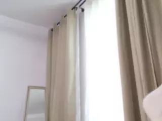 EmilyXJames's Live Sex Cam Show