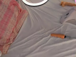 MaeHandley's Live Sex Cam Show