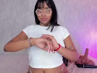 isabella-zc's Live Sex Cam Show