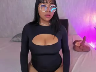 isabella-zc's Live Sex Cam Show