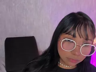 isabella-zc's Live Sex Cam Show