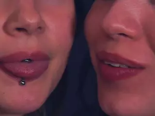 Mari and Nelly's Live Sex Cam Show