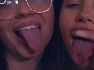 Mari and Nelly's Live Sex Cam Show