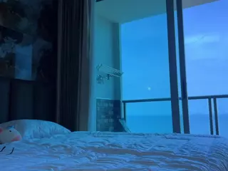 Caroline's Live Sex Cam Show