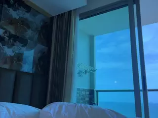 Caroline's Live Sex Cam Show