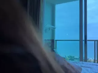 Caroline's Live Sex Cam Show