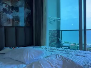 Caroline's Live Sex Cam Show