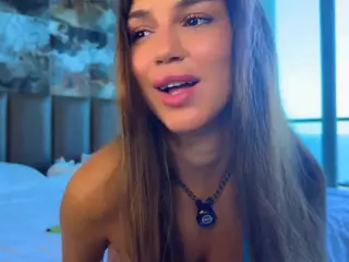 Caroline's Live Sex Cam Show