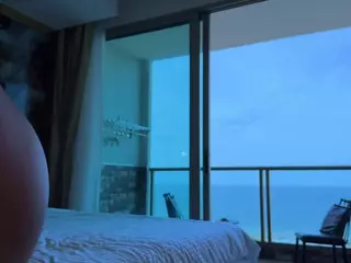 Caroline's Live Sex Cam Show