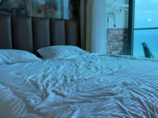 Caroline's Live Sex Cam Show