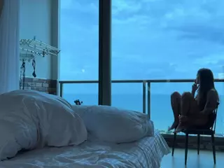Caroline's Live Sex Cam Show