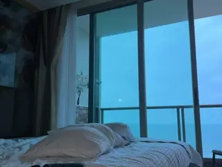 Caroline's Live Sex Cam Show
