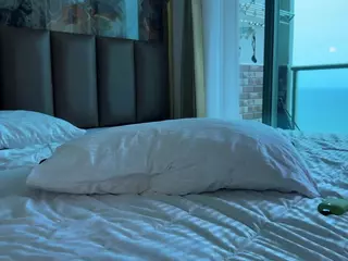 Caroline's Live Sex Cam Show