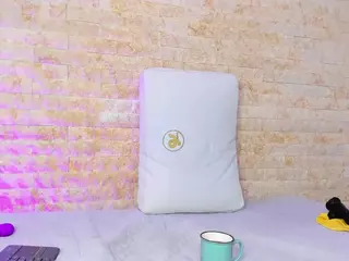 Pocahontas-Pow's Live Sex Cam Show