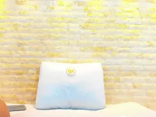 Pocahontas-Pow's Live Sex Cam Show
