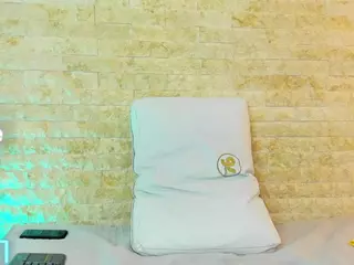 Pocahontas-Pow's Live Sex Cam Show