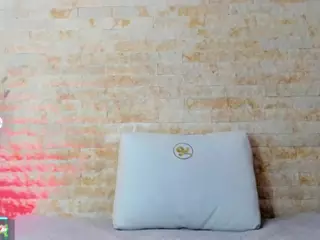 Pocahontas-Pow's Live Sex Cam Show