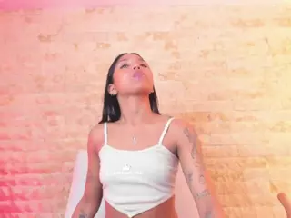 Pocahontas-Pow's Live Sex Cam Show