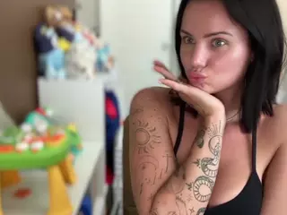 ashafterdarkof's Live Sex Cam Show