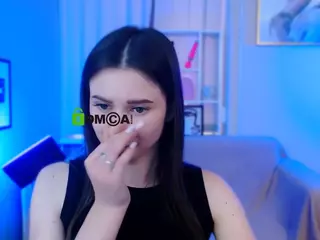 flora-ri's Live Sex Cam Show