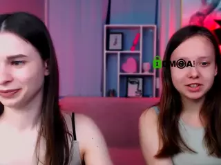 flora-ri's Live Sex Cam Show