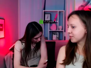 flora-ri's Live Sex Cam Show
