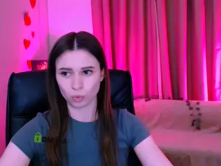 flora-ri's Live Sex Cam Show