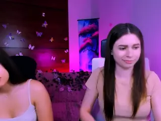 flora-ri's Live Sex Cam Show