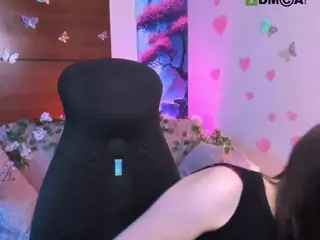 flora-ri's Live Sex Cam Show